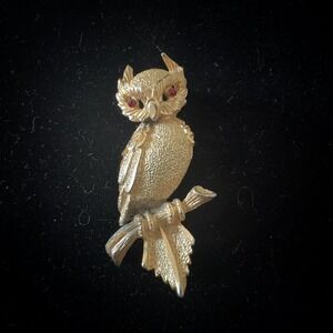 Vintage BSK Owl Brooch – Gold Tone with Red Rhinestone Eyes – Signed